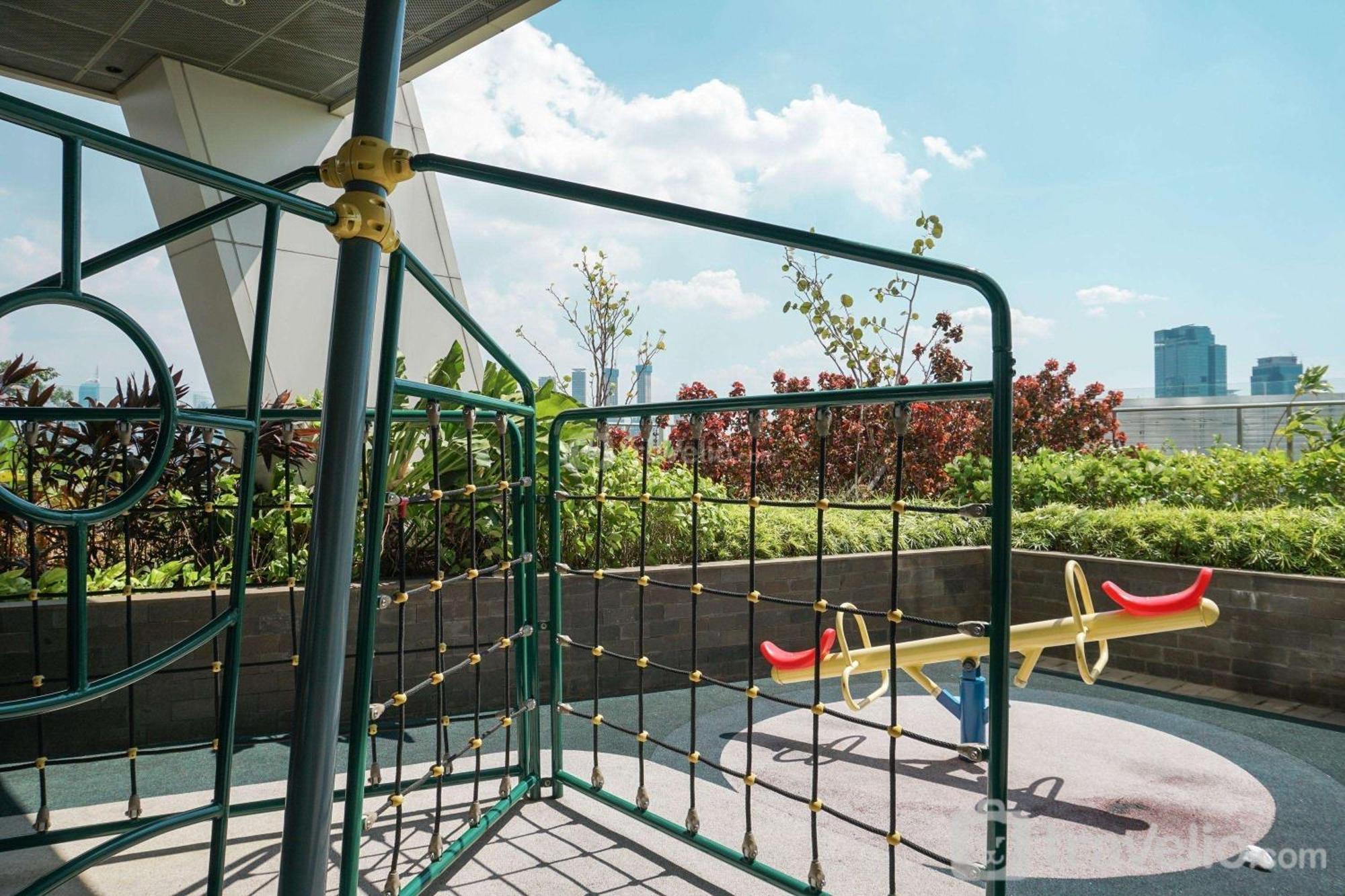 And Fancy At Menteng Park By Travelio * Jakarta